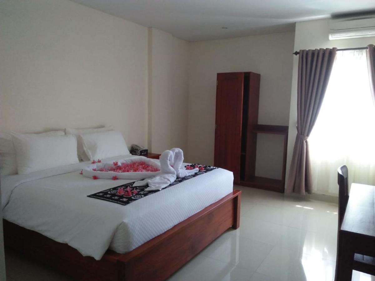 Kalton Hotel Labuan Bajo Exteriör bild