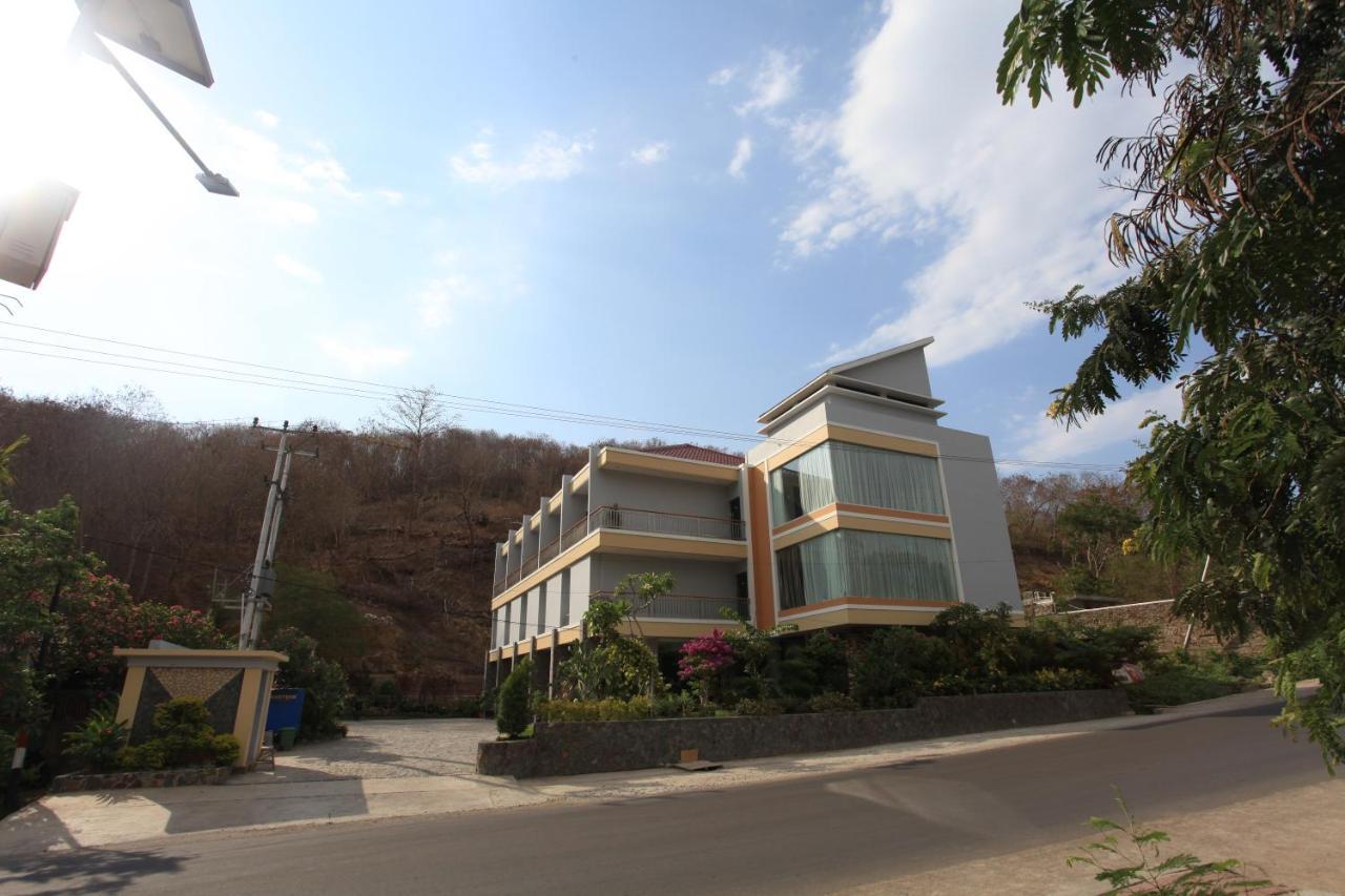 Kalton Hotel Labuan Bajo Exteriör bild