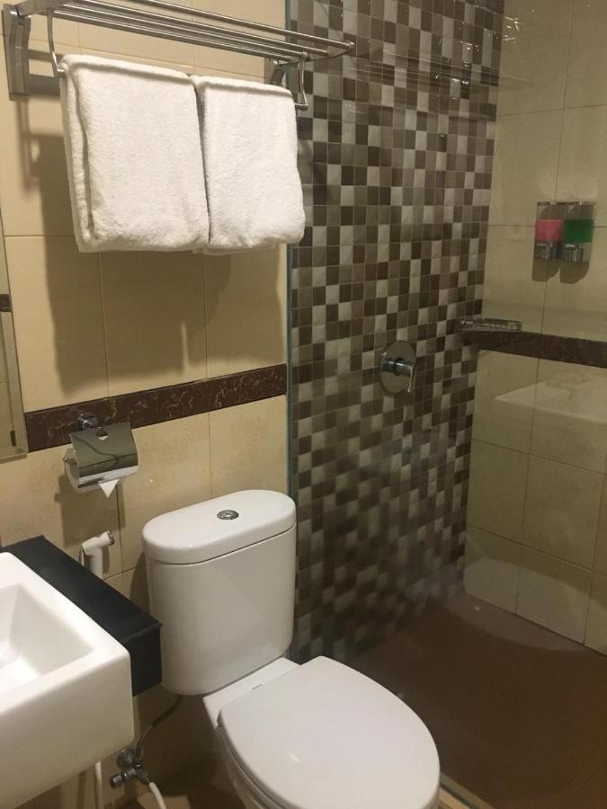Kalton Hotel Labuan Bajo Exteriör bild