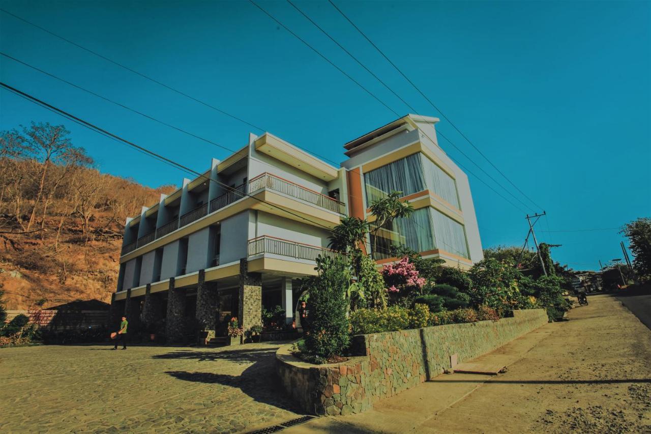 Kalton Hotel Labuan Bajo Exteriör bild